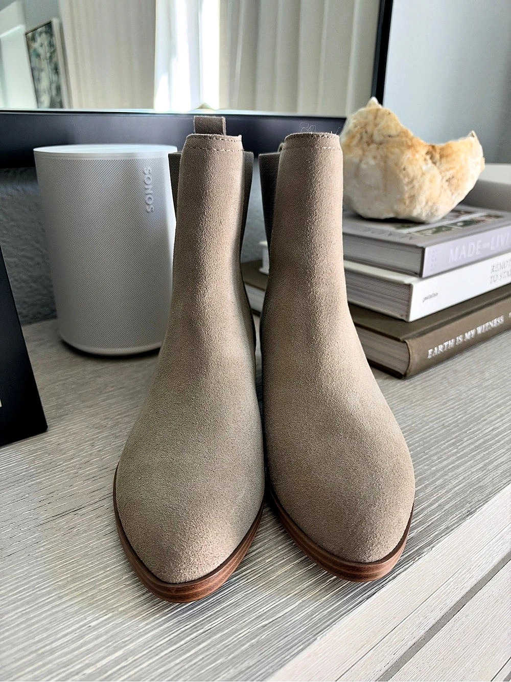 NWOT- Alinda Splendid - Suede Ankle Booties